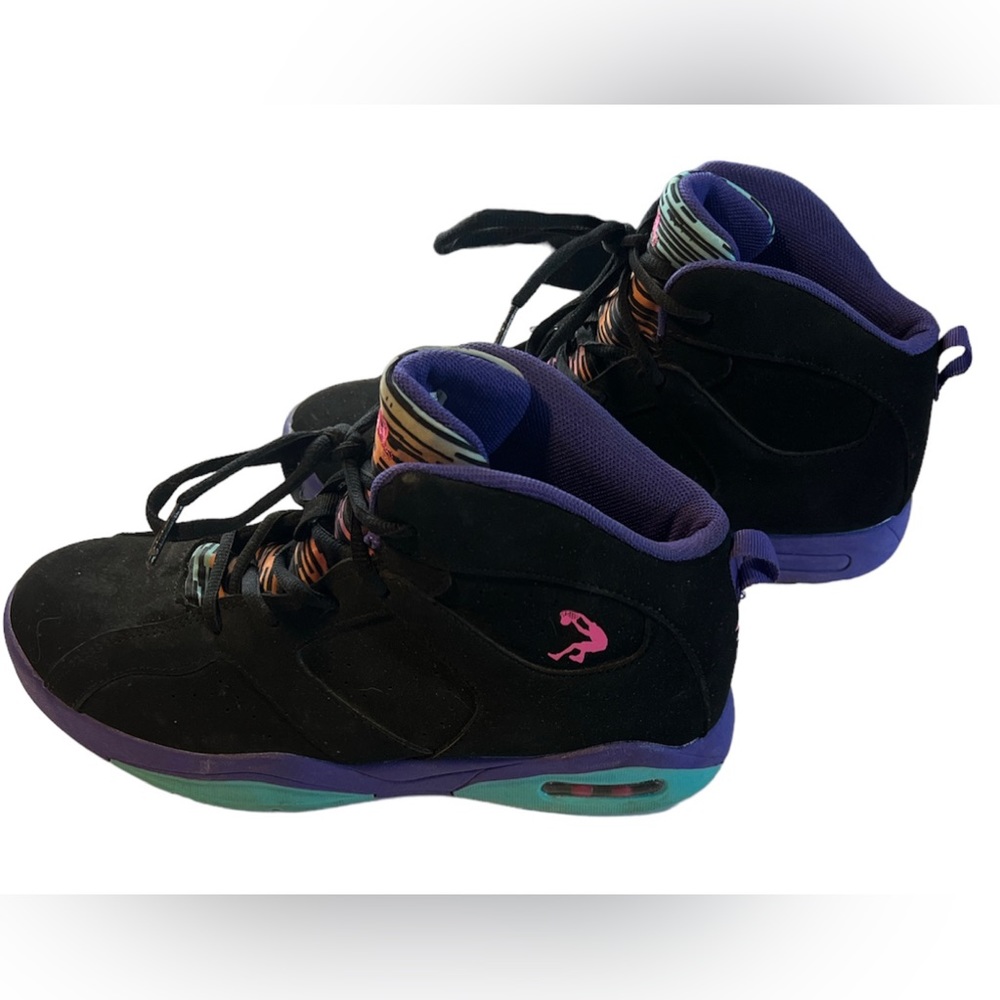 Women’s 2017 Multi-Color Shaq Sneakers Size 9.5